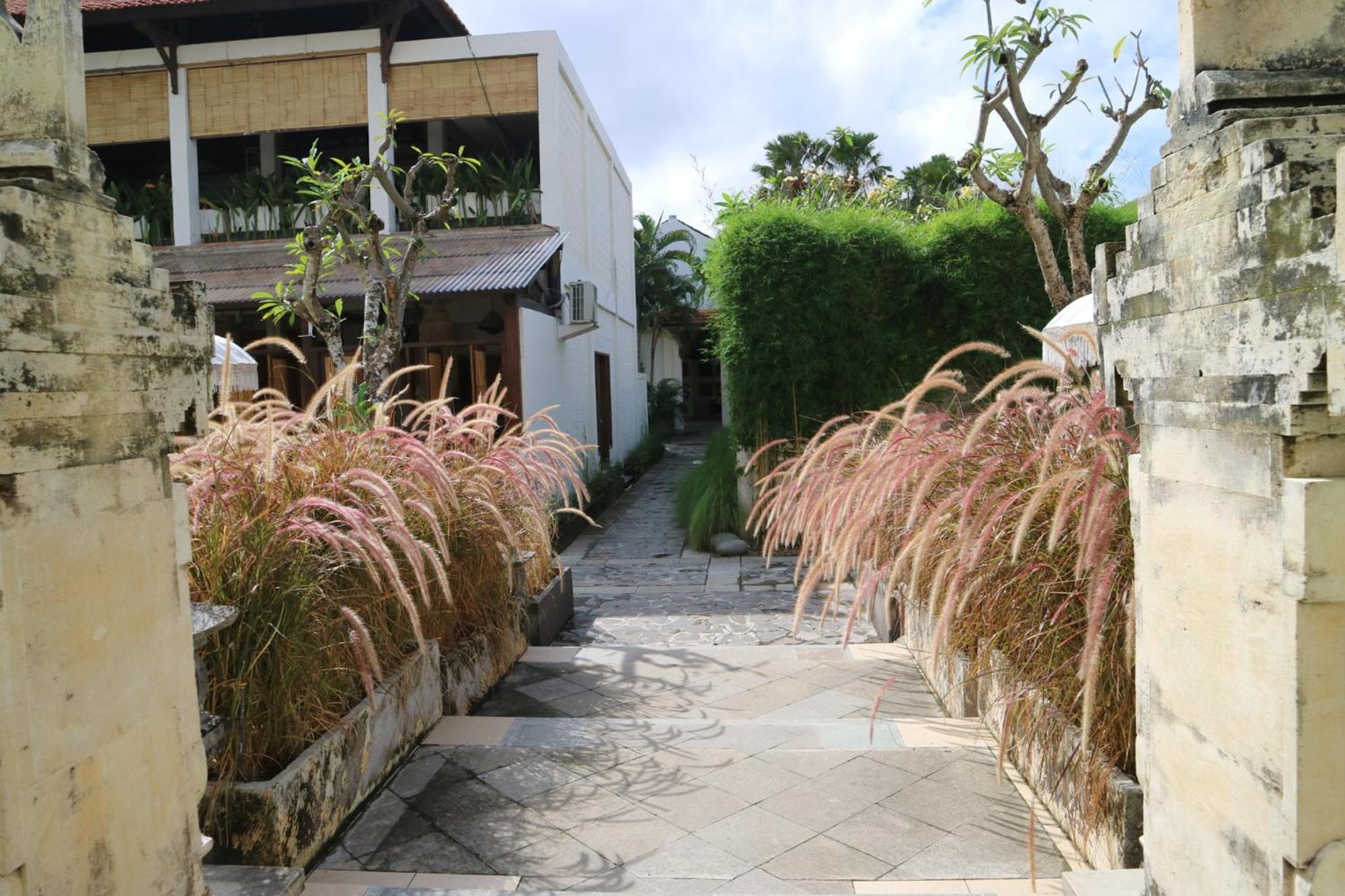 The Lagoon Bali Pool Hotel And Suites Legian  Ngoại thất bức ảnh